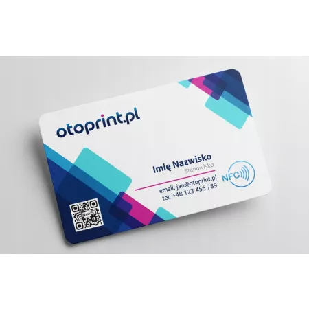 Wizytówka NFC kod QR jedna plastikowa karta trwała nowoczesna nadruk kolor